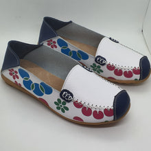 Charger l'image dans la galerie, TROTT N BREIZH chaussures cuir confort BLANC marine design