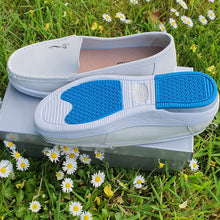 Charger l&#39;image dans la galerie, TROTT N BREIZH chaussures cuir confort MOCASSIN BLANC HERMINE
