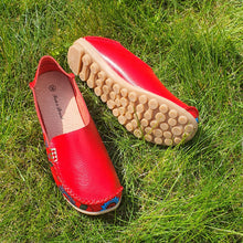Charger l&#39;image dans la galerie, TROTT N BREIZH chaussures cuir confort rouge design imprimé
