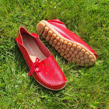 Charger l&#39;image dans la galerie, TROTT N BREIZH chaussures cuir confort rouge design air

