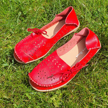 Charger l&#39;image dans la galerie, TROTT N BREIZH chaussures cuir confort rouge design air
